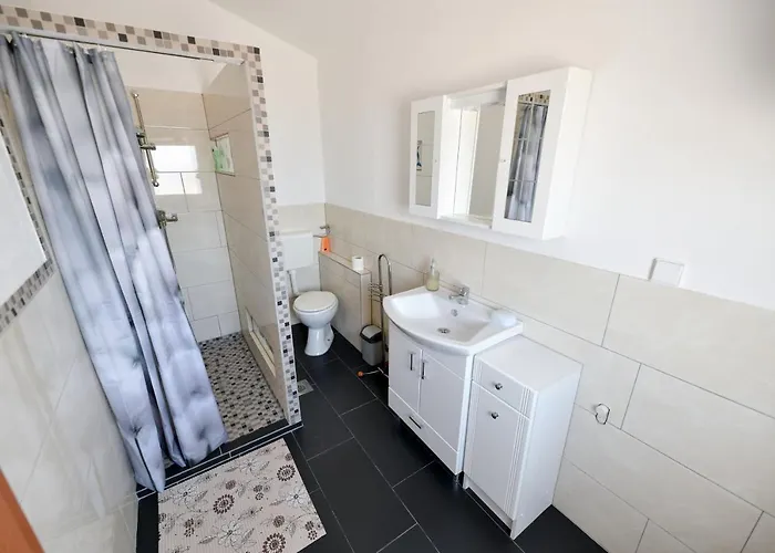 Апартаменты Jaga Вир