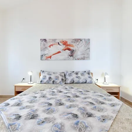 Jaga Apartment *