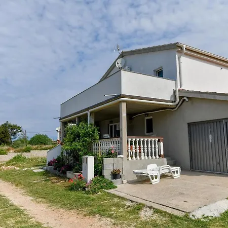 Jaga Apartment